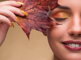 مراقبت از پوست در پاییز: نکات طلایی برای پوست سالم و شاداب