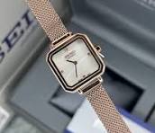 ساعت مچی زنانه اسپورت برند XYZ