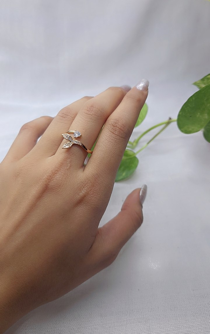 ✨ انگشتر ژوپینگ: زیبایی و ظرافت در دستان شما! ✨