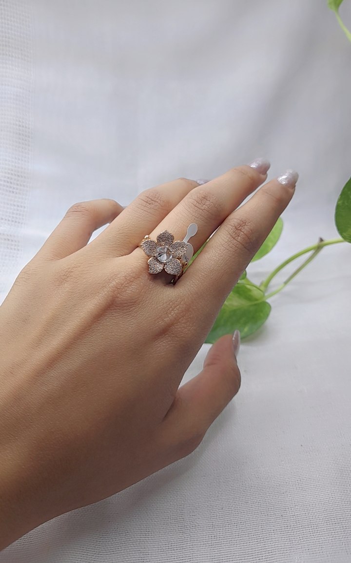 	✨ انگشتر ژوپینگ: زیبایی و ظرافت در دستان شما! ✨