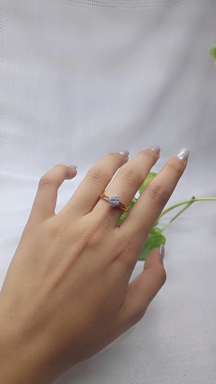 	✨ انگشتر ژوپینگ: زیبایی و ظرافت در دستان شما! ✨