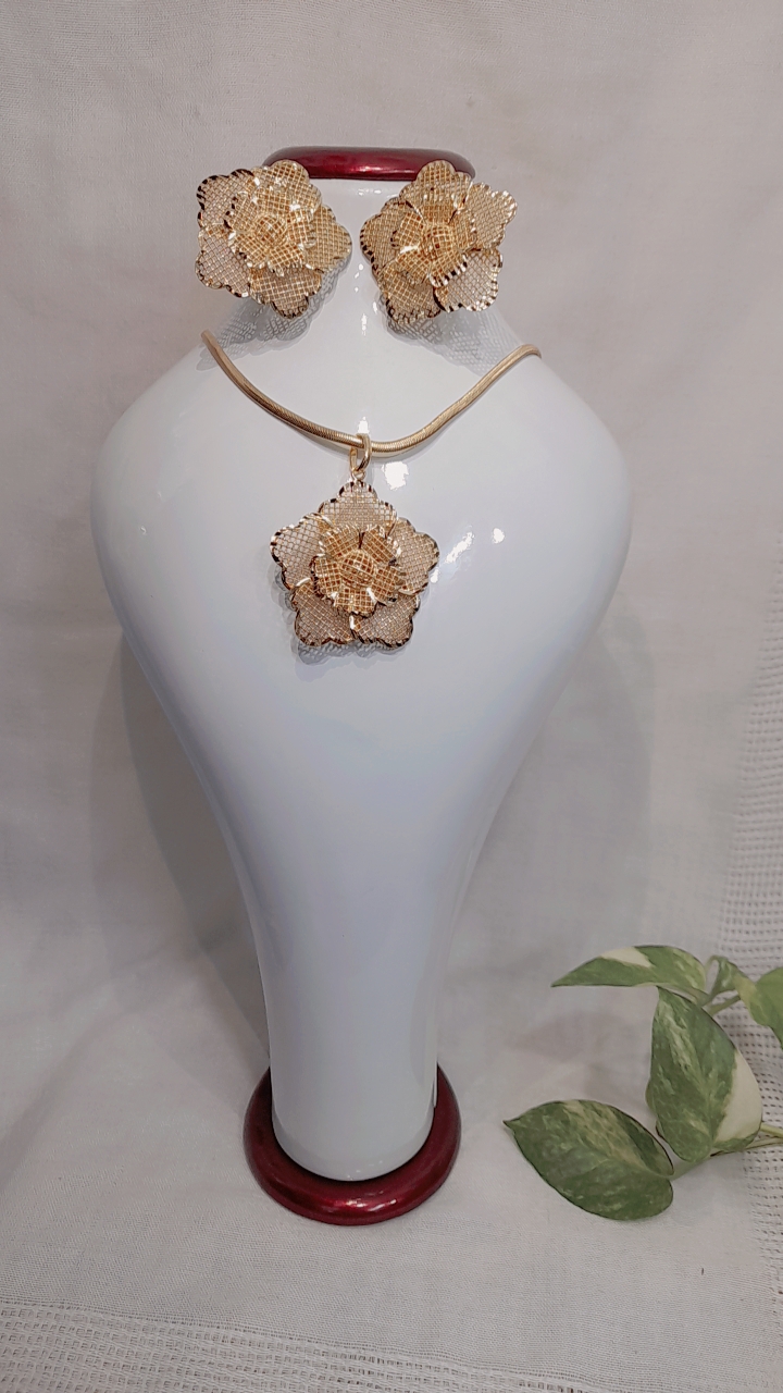 ✨نیم ست ، باکیفیت و همیشه ماندگار ✨